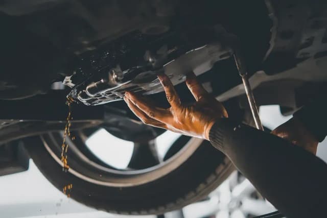 Co ile wymiana oleju w skrzyni automatycznej Audi, aby uniknąć kosztownych napraw Co ile wymiana oleju w skrzyni automatycznej Audi, aby uniknąć kosztownych napraw