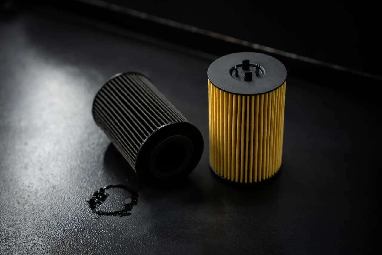 Kiedy wymiana oleju w nowym samochodzie? Kluczowe wskazówki dla kierowców Kiedy wymiana oleju w nowym samochodzie? Kluczowe wskazówki dla kierowców