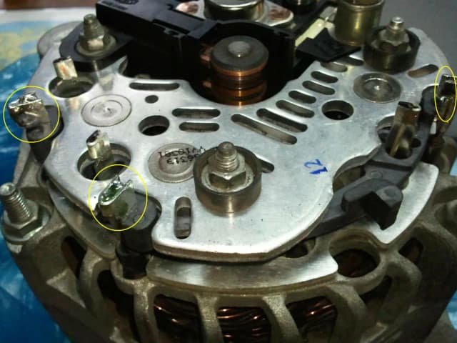 Jak zdemontować alternator Opel Zafira A - uniknij kosztownych błędów Jak zdemontować alternator Opel Zafira A - uniknij kosztownych błędów