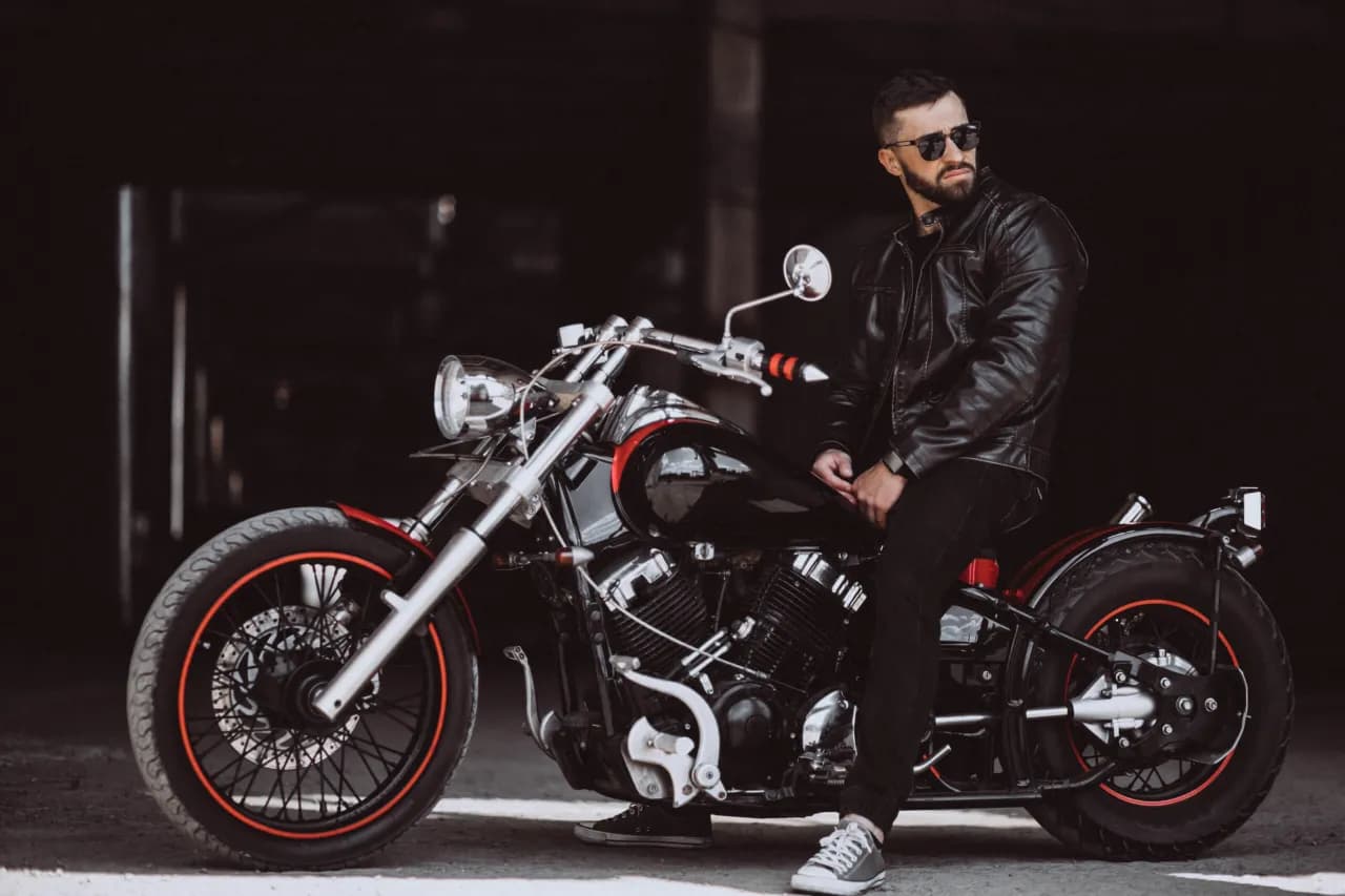 Ile kosztuje wymiana oleju w motocyklu? Sprawdź ceny i porady Ile kosztuje wymiana oleju w motocyklu? Sprawdź ceny i porady