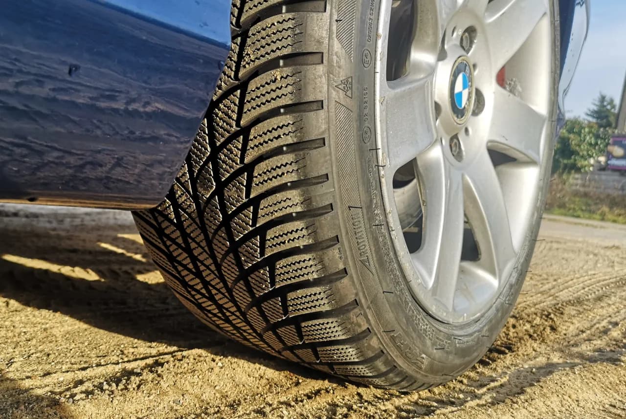 Kiedy zmienia się opony na zimowe, aby uniknąć niebezpieczeństwa na drodze Kiedy zmienia się opony na zimowe, aby uniknąć niebezpieczeństwa na drodze