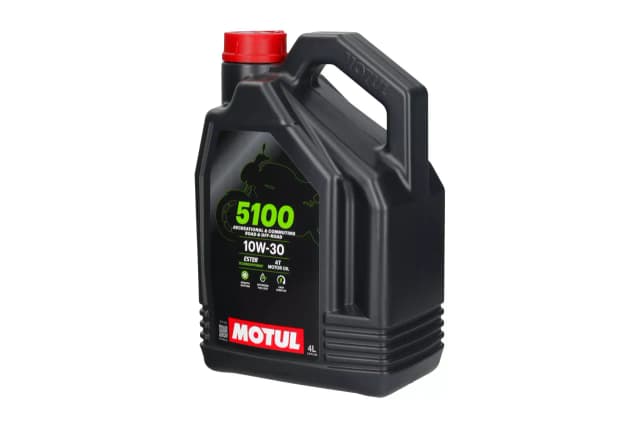 Motul ile oleju - jak wybrać odpowiednią ilość do silnika? Motul ile oleju - jak wybrać odpowiednią ilość do silnika?